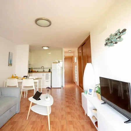 Maypa 1 Calma Apartmán *